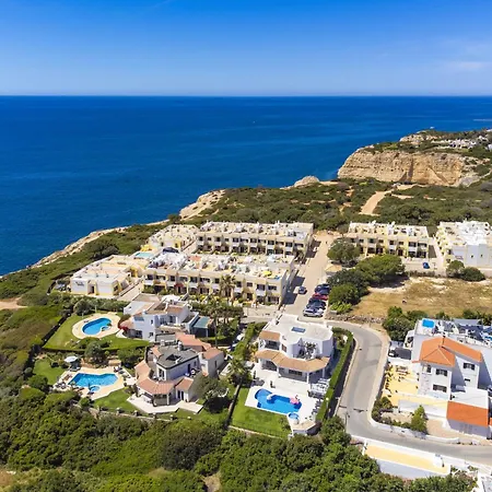 Terracos De 23 بيت للعطل